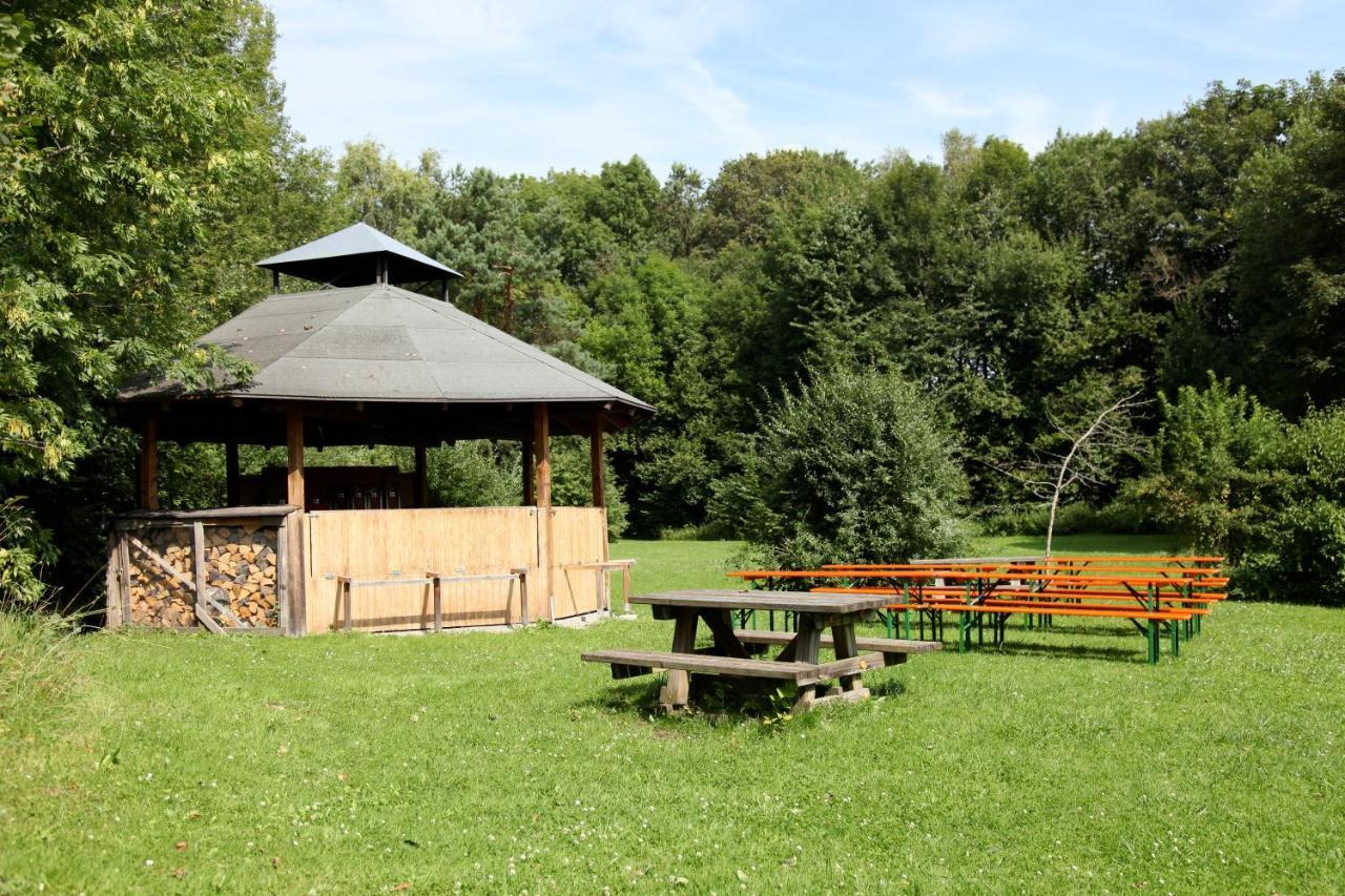 Hohenzollern-Jugendherberge Sigmaringen Exterior foto